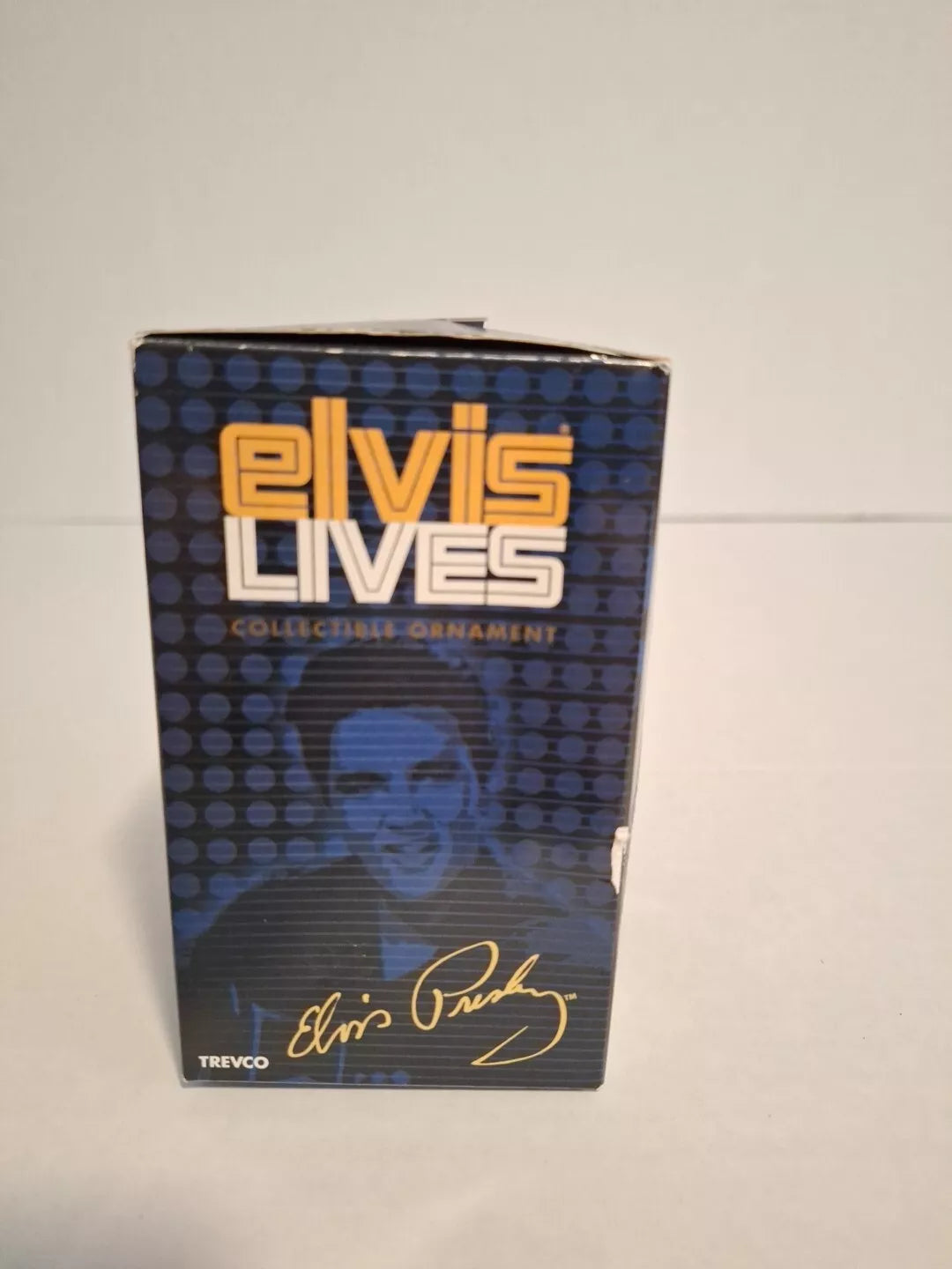 Elvis Lives "Love Me Tender" Collectable Ornament Elvis Presley Trevco NIB