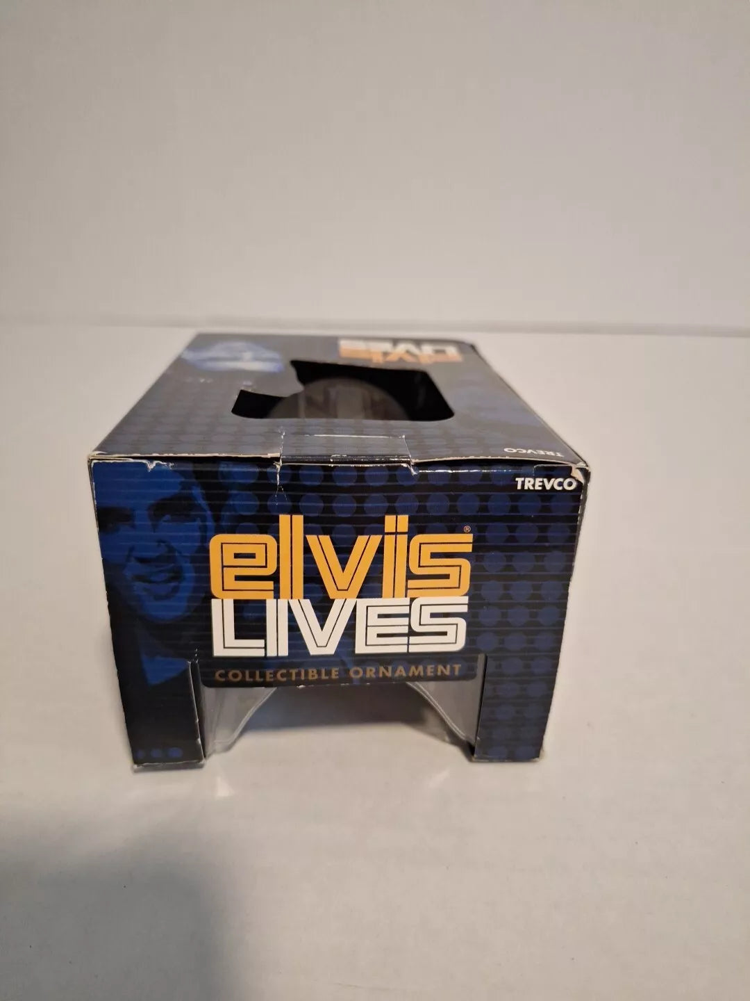 Elvis Lives "Love Me Tender" Collectable Ornament Elvis Presley Trevco NIB