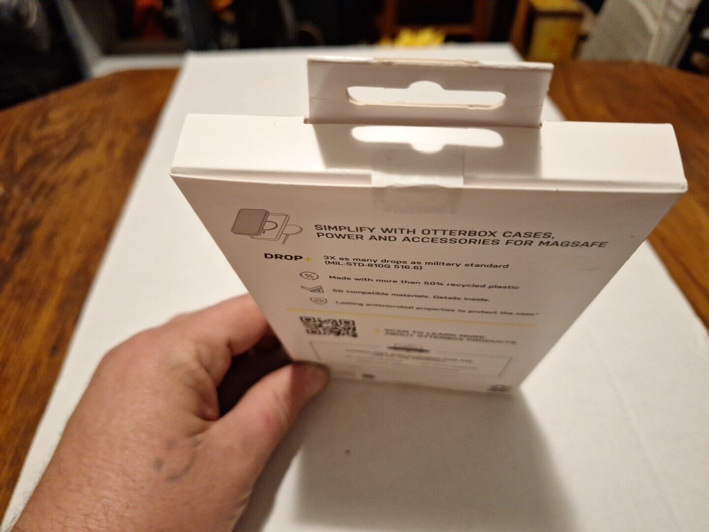 NEW OtterBox 77-92231 Vue Series+ Case Apple iPhone 13 Pro . Clear Glitter