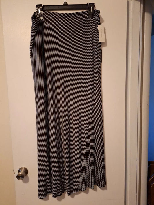 John Paul Richard Stripped 2 XL Long Black/white Skirt Sewn In Slip