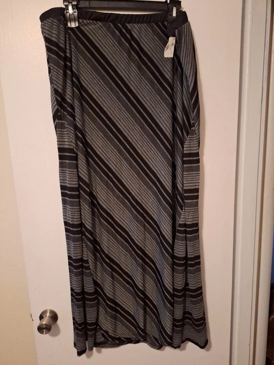 Bobeau 3XL Black And Gray Striped Long Skirt Lined Elastic Waist