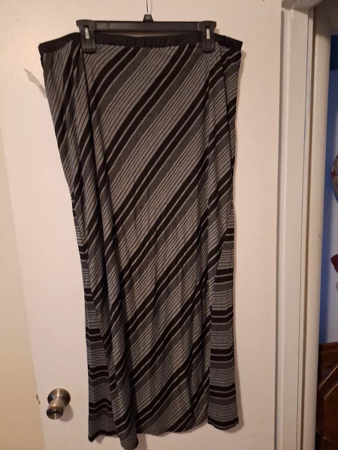 Bobeau 3XL Black And Gray Striped Long Skirt Lined Elastic Waist