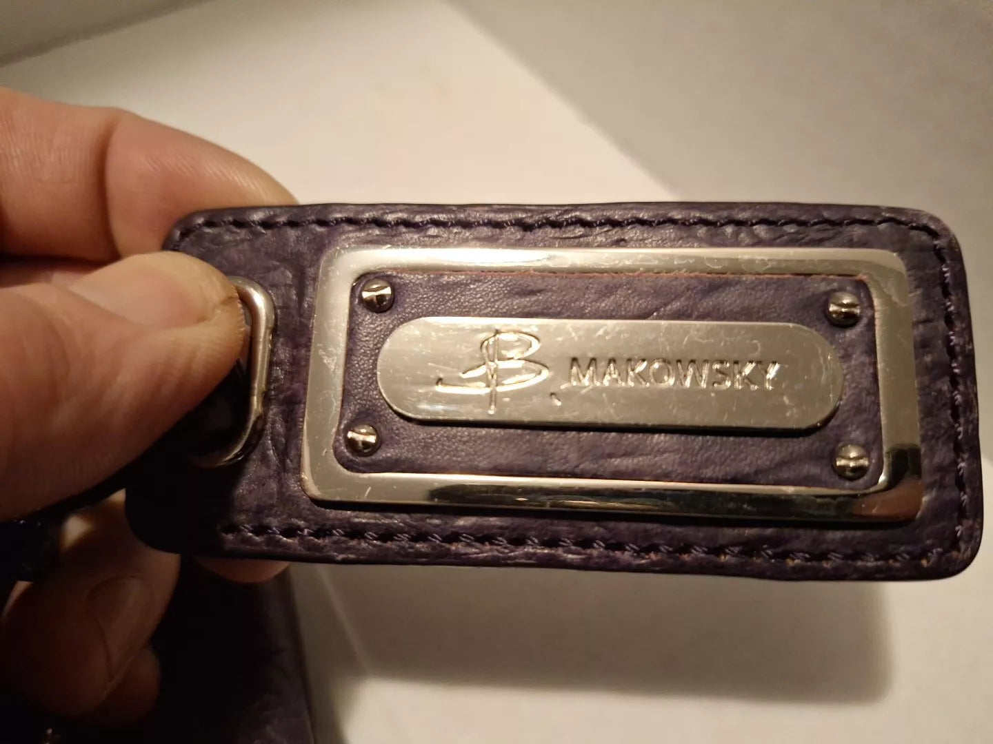 B Makowsky Purple Genuine leather handbag Shoulder Strap Is Leather And Chain