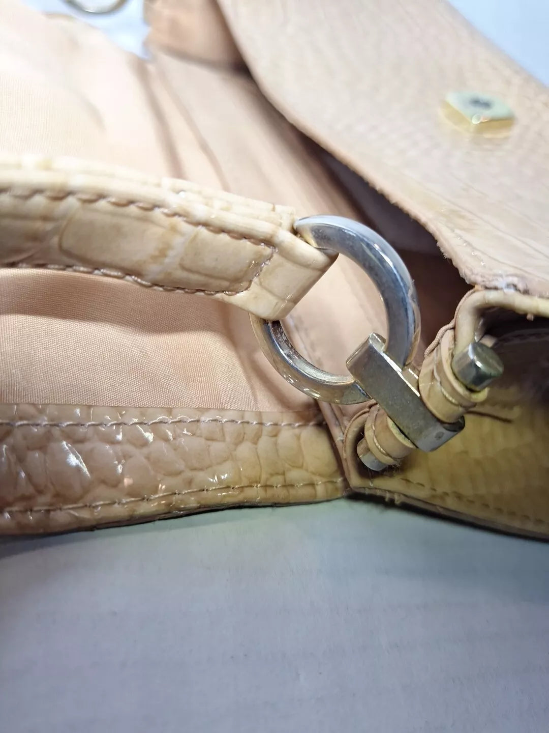 liz claiborne gold purse
